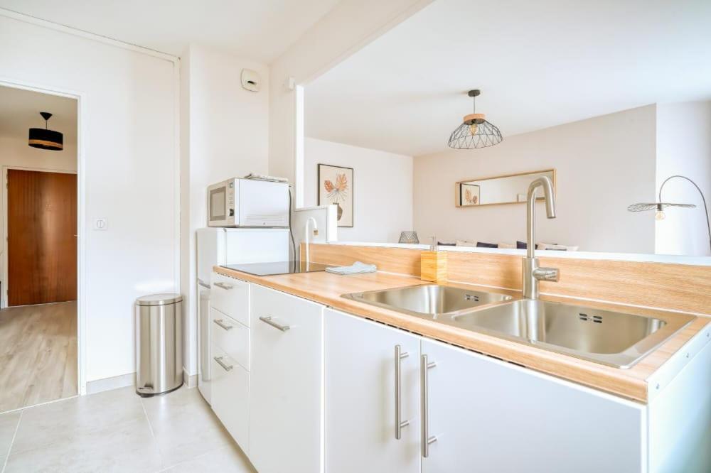 Logement Sarah Courcouronnes Exterior photo